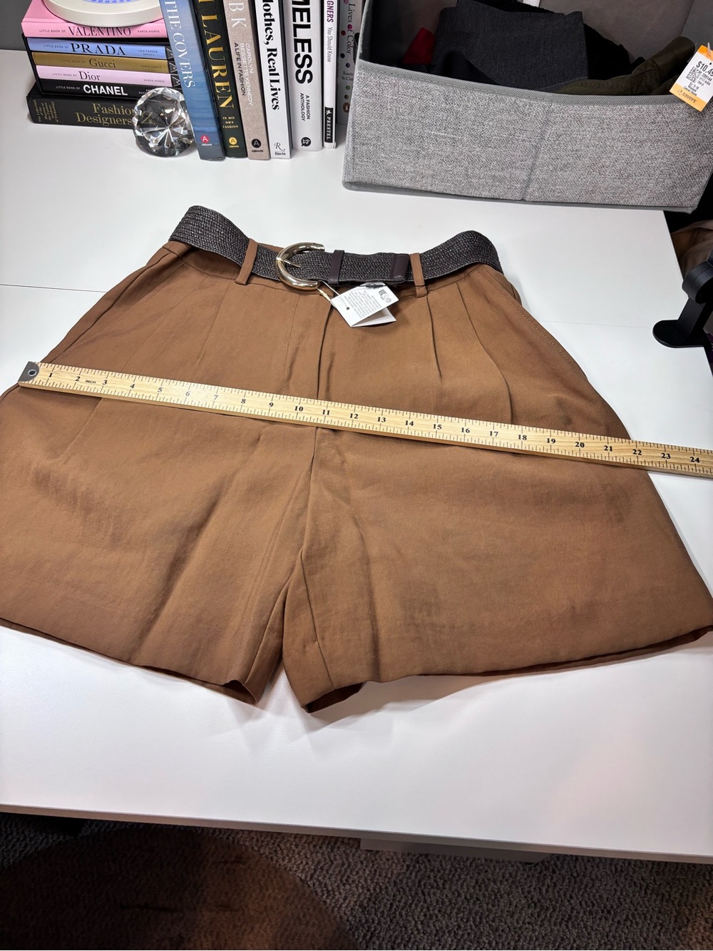 Women's High-Waist Brown Tailored Shorts with Belt - Picture 10 of 15